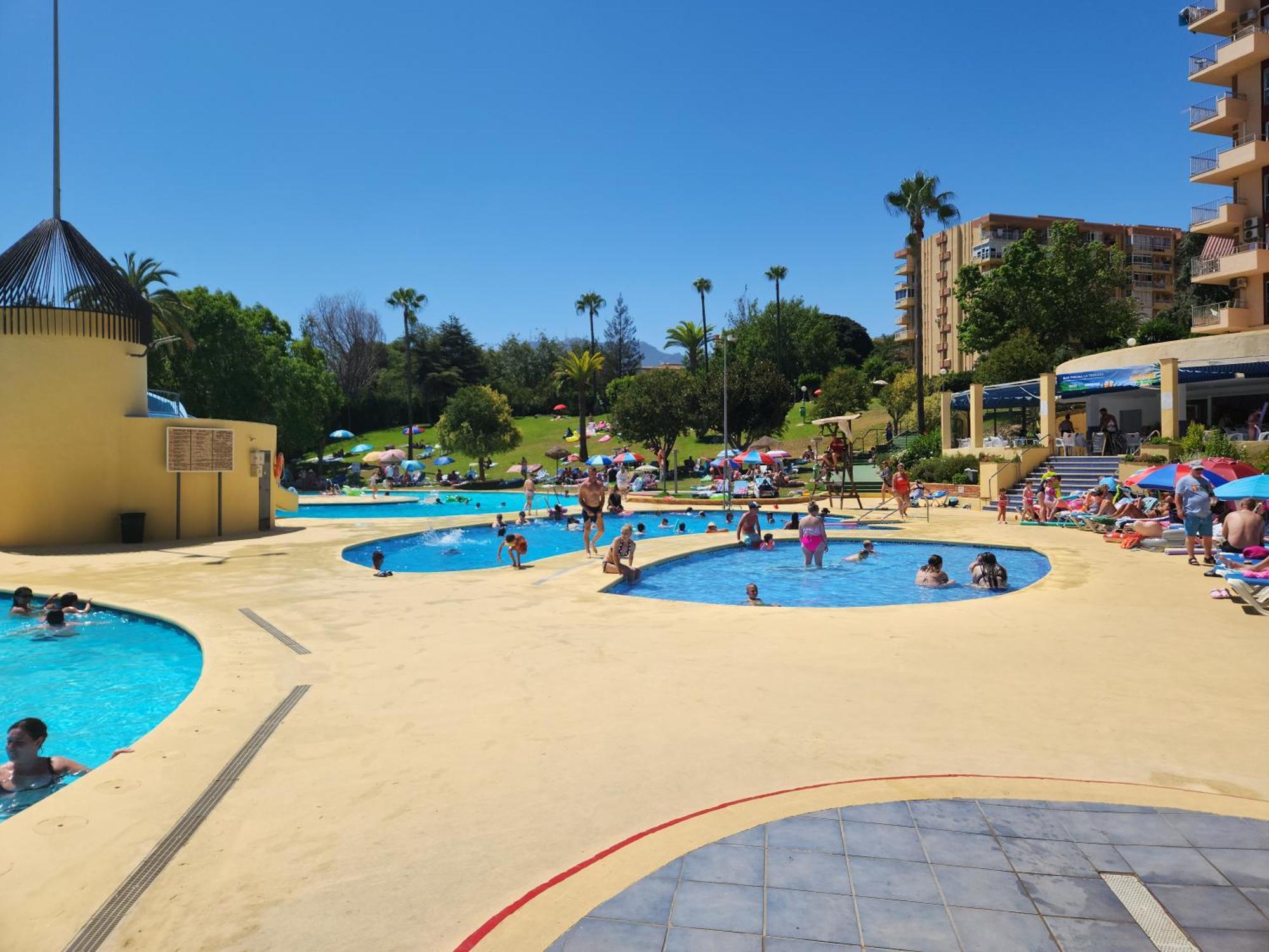 Apartments Benalmadena Exterior photo