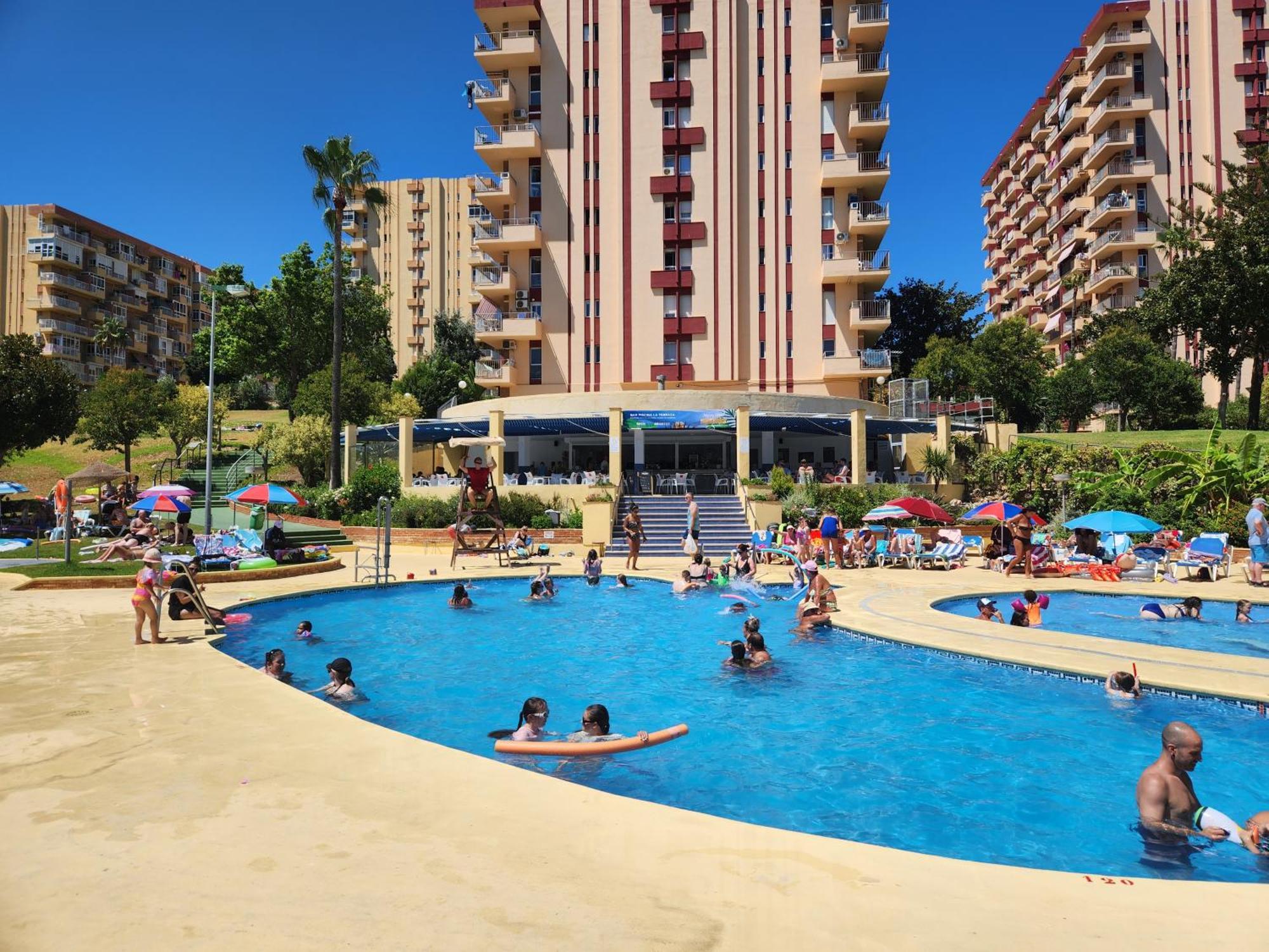 Apartments Benalmadena Exterior photo